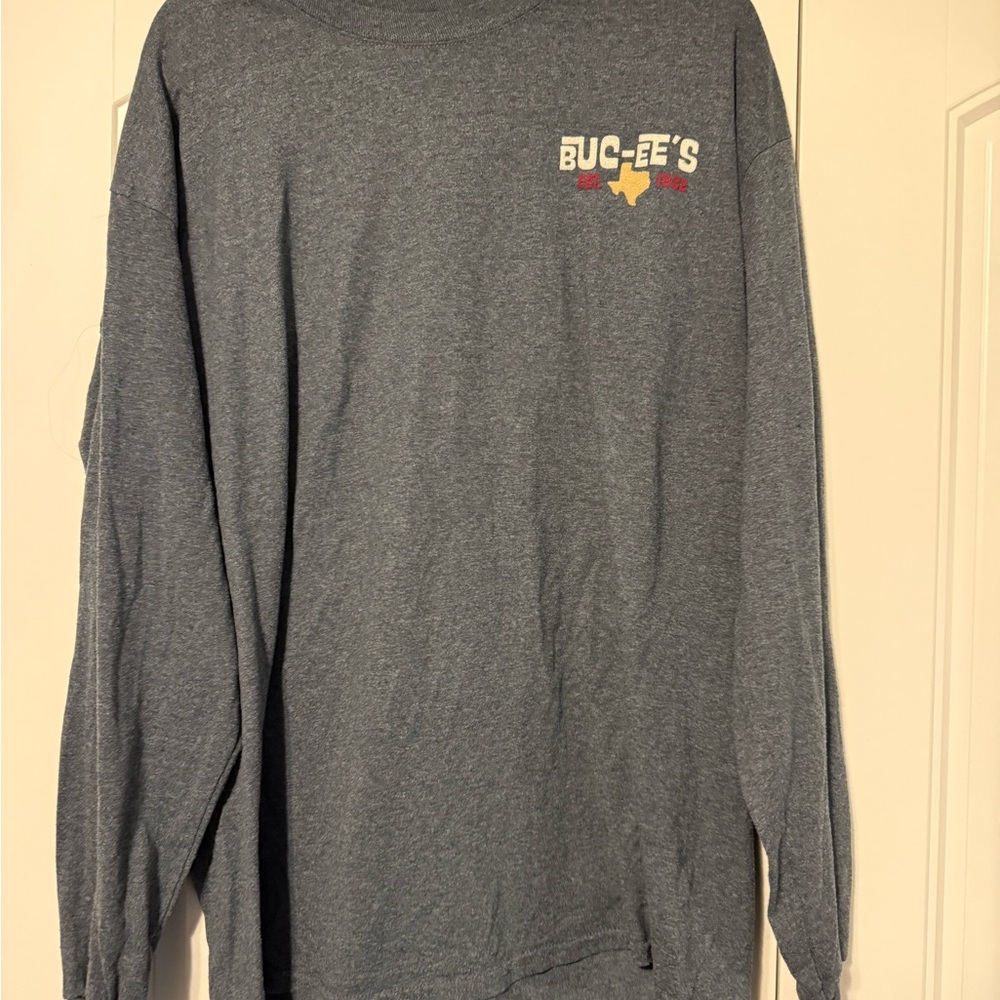 Buc-ee's Gray Long Sleeve Shirt